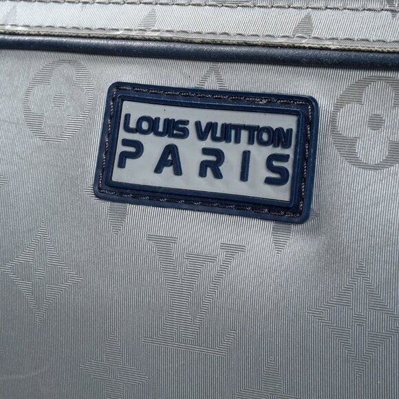 Louis Vuitton 2018 Monogram Satellite Alpha Crossbody Bag - Picture 9 of 14